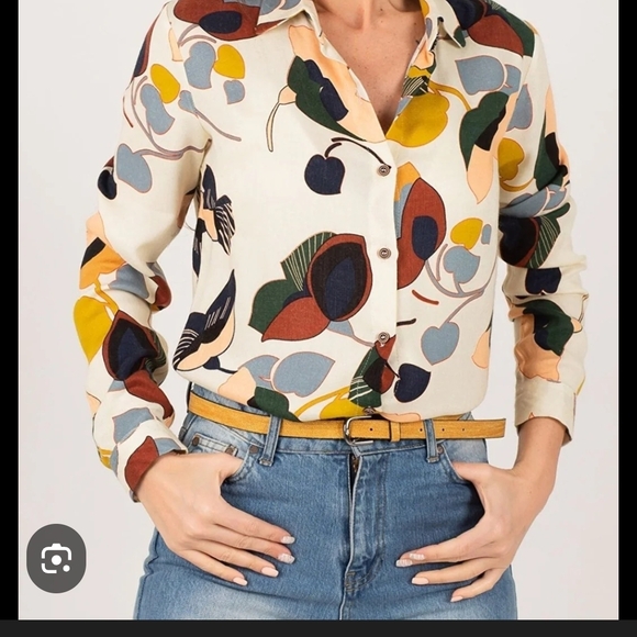 Tops - Floral Print Button-Up Blouse
